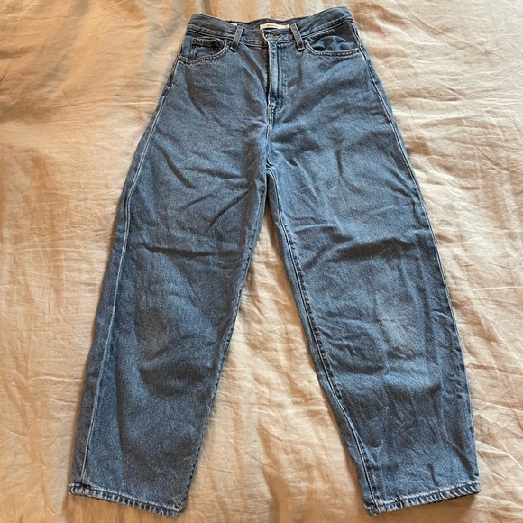 Levis Balloon Jeans size 27 - Picture 3 of 5